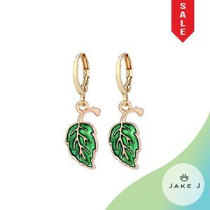 🍑Tropical Jungle Green Leaf  Gold Accent Hinged Earrings
